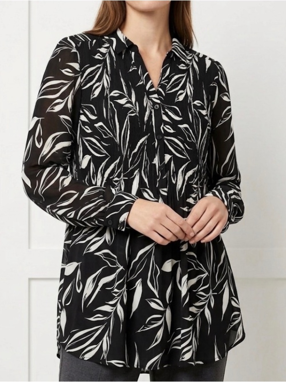 Black and Off White Leaf Print Smock Tunic
